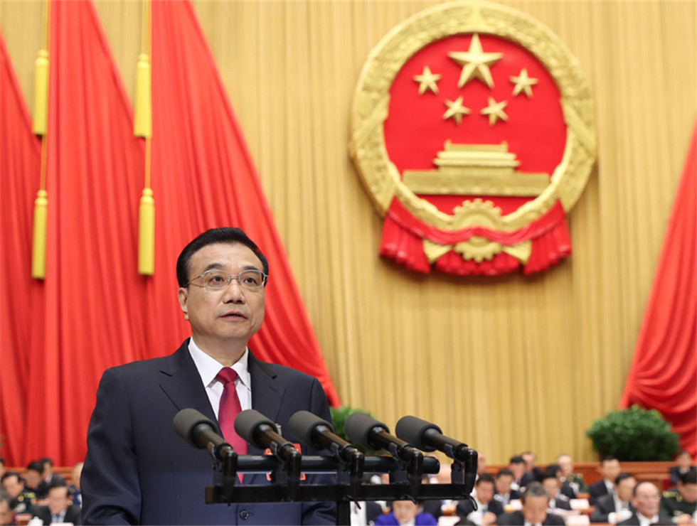 十二屆全國人大五次會議開幕，李克強(qiáng)作政府工作報告