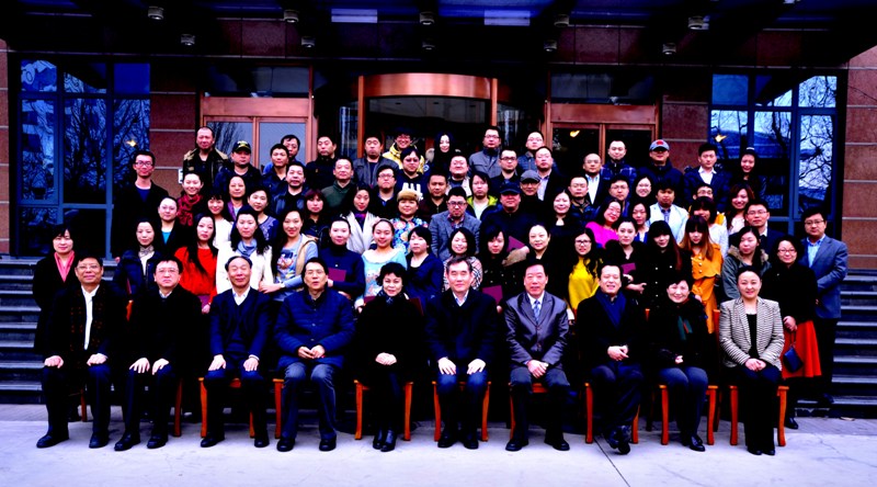 魯迅文學(xué)院第二十五屆高研班學(xué)員名單　葉非夜　夜十三　血　紅　何常在　庚　新　蕭瑟郎　花千芳　冷馨兒　南朝陳　夏言冰　蝴蝶藍(lán)　孑與2   泛東流　莊畢凡　驍騎?！∈淙~　無(wú)　罪　勝　己　雁　九　石　三　牛　凳　蘇小暖　顧七兮　紫月君　殷　尋　簡(jiǎn)　墨　青　枚　　若雪三千　林海聽(tīng)濤　鑿壁小妖　三戒大師　心在流浪　小鬼兒兒兒　梅子黃時(shí)雨　憤怒的香蕉　亂世狂刀01　流浪的蛤蟆　流浪的軍刀　仙人掌的花　最后的衛(wèi)道　攜愛(ài)再漂流　黑暗中的鯊魚