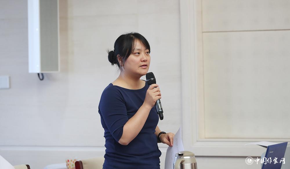 8月4日，總計票人向評委會報告選票審核情況