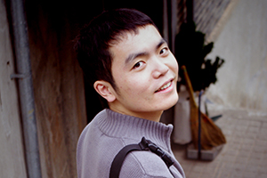 幼兒文學：獲獎作品《其實我是一條魚》作者：孫玉虎         獲獎感言　　李少白先生生于1939年，而我生于1987年，我們之間的年齡相差了近半個世紀。評委會讓我們一起入圍幼兒文學組，真是太“殘忍”啦。我想，如果幼兒文學組最終只能有一部作品獲獎，那一定是《蒲公英嫁女兒》。如果我輸給他，我會有遺憾，但我心服口服。