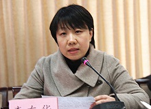 李東華：兒童文學(xué)的新變近年來(lái)的兒童文學(xué)創(chuàng)作對(duì)兒童文學(xué)精神的理解提升到了更高的海拔上，推動(dòng)了兒童文學(xué)創(chuàng)作在多個(gè)維度上獲得新的生長(zhǎng)空間。[詳細(xì)]