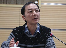 唐小林：批評(píng)家要提高自身學(xué)養(yǎng) 堅(jiān)持自身理想針對(duì)文學(xué)批評(píng)的問(wèn)題，我認(rèn)為一個(gè)是評(píng)論家要加強(qiáng)自身學(xué)養(yǎng)；另外還要勇于批評(píng)。[詳細(xì)]