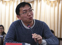 王國(guó)平：對(duì)文學(xué)批評(píng)的姿態(tài)要有建設(shè)性在文藝作品上，就需要精準(zhǔn)的判斷力和學(xué)識(shí)修養(yǎng)，否則可能剜錯(cuò)了，無(wú)法服眾，對(duì)蘋果本身也是傷害。[詳細(xì)]