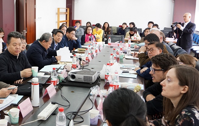 “文學(xué)的地域性——?dú)v史、記憶與現(xiàn)實(shí)”中外作家交流研討會(huì)舉行