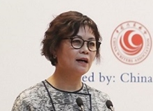 鐵凝：在差異中探尋共性，在包容中尊重多元今后中國(guó)作協(xié)將繼續(xù)創(chuàng)新和完善文學(xué)交流的領(lǐng)域和模式，為推動(dòng)中外文學(xué)交流，搭建彩虹之橋。[詳細(xì)]