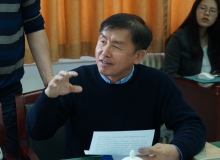 金泰成：文學(xué)傳播方式應(yīng)該大眾化后媒體時(shí)代的困境來(lái)自兩個(gè)方面，一方面是新媒體的壟斷，另一方面是舊媒體運(yùn)用系統(tǒng)的固著化。[詳細(xì)]