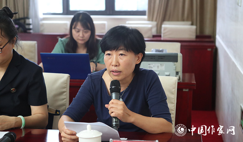 8月11日，終會(huì)上，計(jì)票人報(bào)告選票發(fā)放、回收及統(tǒng)計(jì)情況