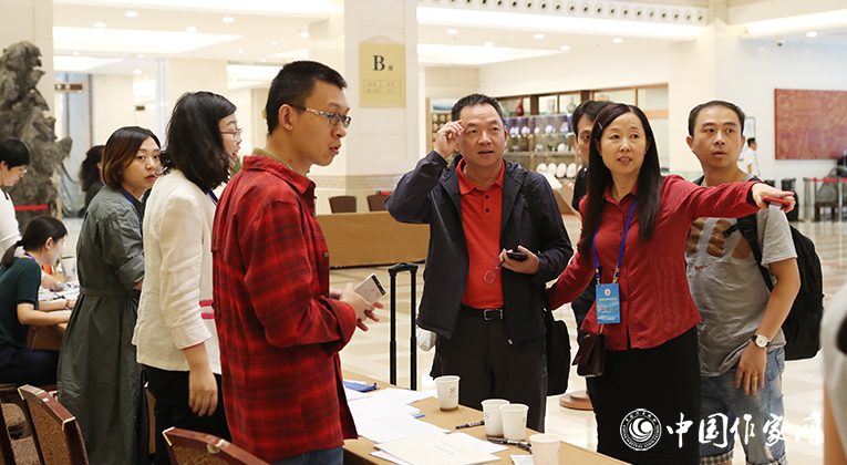 對(duì)，那邊是青春的方向