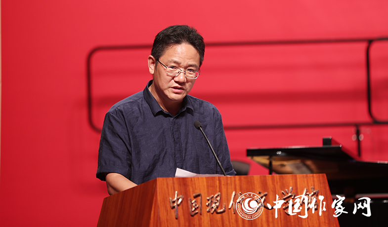 胡弦代表詩歌獎(jiǎng)獲獎(jiǎng)作家發(fā)表感言