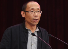 張二棍：個(gè)人深處的真相　　只有我們的作品，才是回饋白紙與黑字的唯一方式，才是弘揚(yáng)道德與正義的不二選擇。[詳細(xì)]