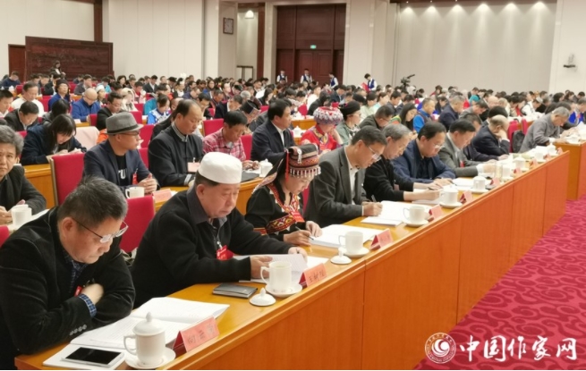 第六屆全國(guó)少數(shù)民族文學(xué)創(chuàng)作會(huì)議現(xiàn)場(chǎng)