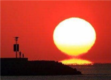 北師大詩歌讀書會 | 讀聞一多《太陽吟》《太陽吟》還表現(xiàn)出一種追尋光明、厭惡黑暗的思想境界……[詳細(xì)]