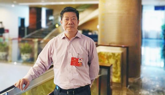 閻曉宏：與時俱進，切實保護作家藝術(shù)家合法權(quán)益