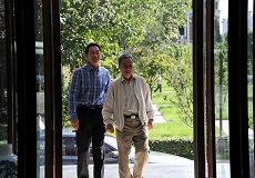 專家學(xué)者來(lái)魯院授課