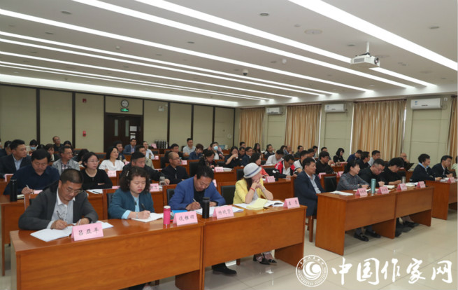 2021全國文學(xué)內(nèi)刊會議完成多項(xiàng)主題活動圓滿閉幕