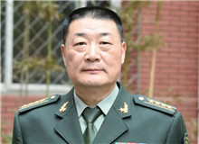 【徐貴祥】	傅逸塵丨《英雄傳奇的“現(xiàn)代性”重構(gòu)》；	宋　嵩丨《斜月沉沉藏海霧 碣石瀟湘無限路》。