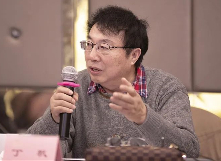 丁　帆：觸碰中國鄉(xiāng)土小說史詩的書寫　　真善美與假惡丑在中原鄉(xiāng)土大地上交鋒于無形、無聲、無相之中。[詳細(xì)]