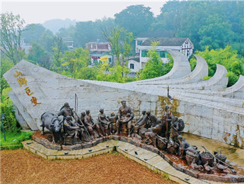 文學里的村莊③丨文韻悠悠，清溪奔涌