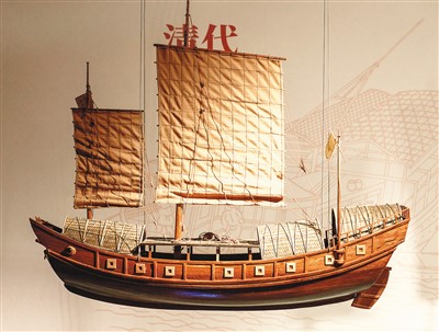 清代漕船模型。 　　中國京杭大運(yùn)河博物館供圖