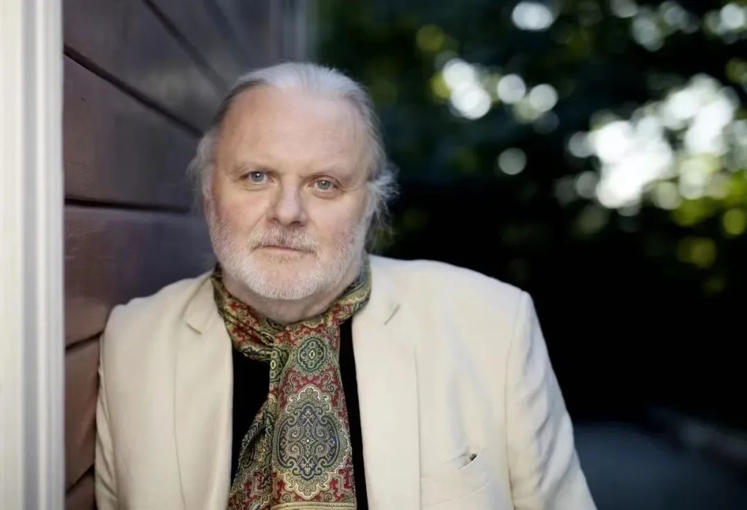 約恩·福瑟(Jon FOSSE)（挪威籍劇作家、作家、詩人、諾貝爾文學(xué)獎得主）