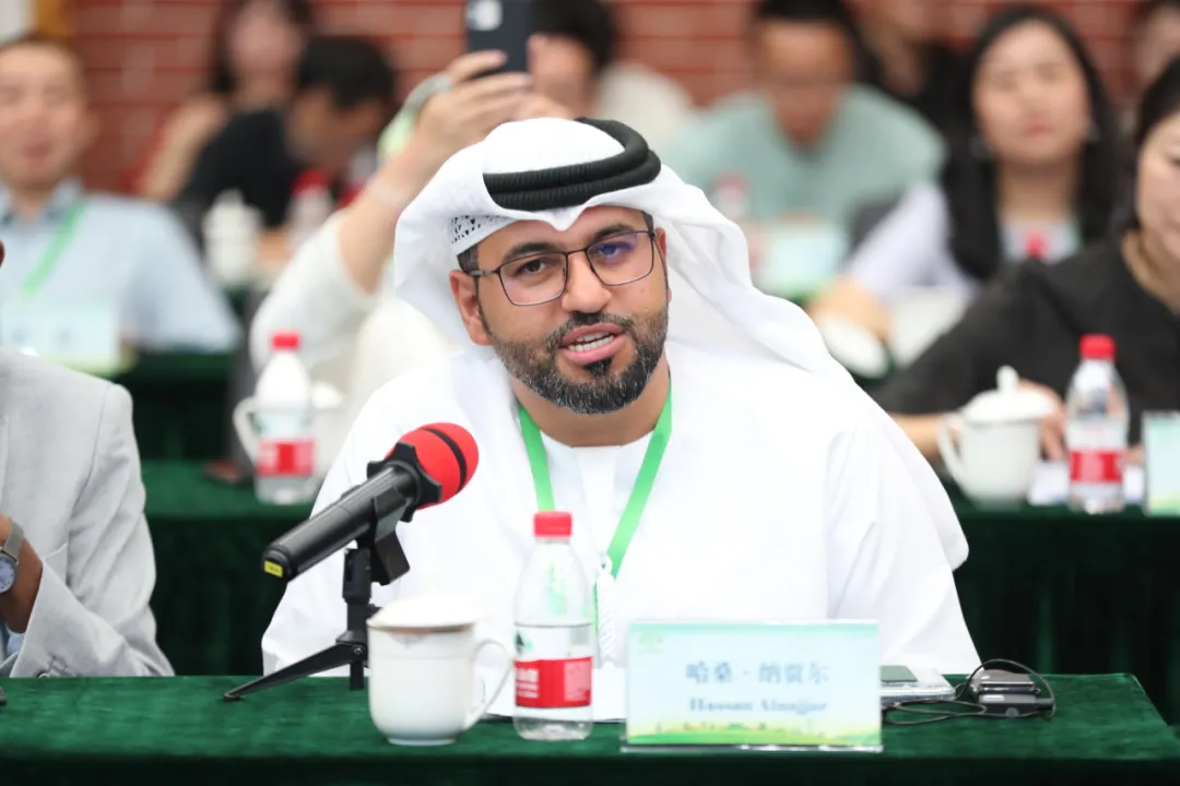 阿聯酋詩人哈?！ぜ{賈爾