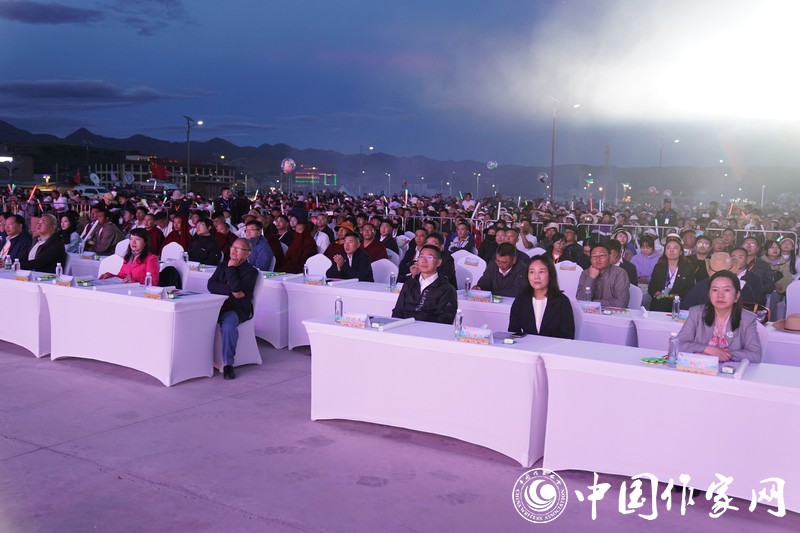 頒獎(jiǎng)典禮現(xiàn)場