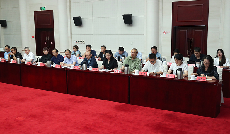 第十三屆全國少數民族文學創(chuàng)作駿馬獎評委