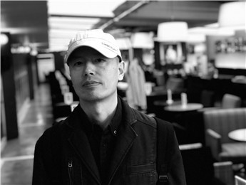 【訪談】黃梵：短篇小說的快感本質(zhì)是對多巴胺的利用