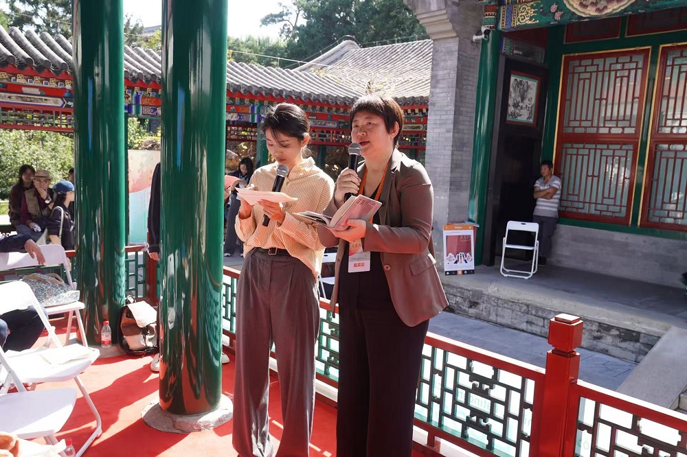 中國作協(xié)黨組成員、書記處書記何向陽為本次詩會致辭并啟動詩會