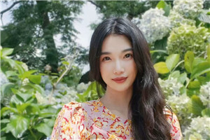 青年作者短篇佳作獎(jiǎng)：獲獎(jiǎng)作品《守護(hù)神》作者：王璐琪         獲獎(jiǎng)感言　我是一個(gè)很早就以寫字為生的人。14歲時(shí)，我看到雜志上的地址，靠自由投稿發(fā)表第一篇作品。十幾歲時(shí)的我用稿費(fèi)買零食，讀大學(xué)時(shí)用稿費(fèi)養(yǎng)自己。最初選擇文字出版行業(yè)，我沒(méi)有任何猶豫。這些年，我做過(guò)雜志編輯，現(xiàn)在是一名職業(yè)作家。