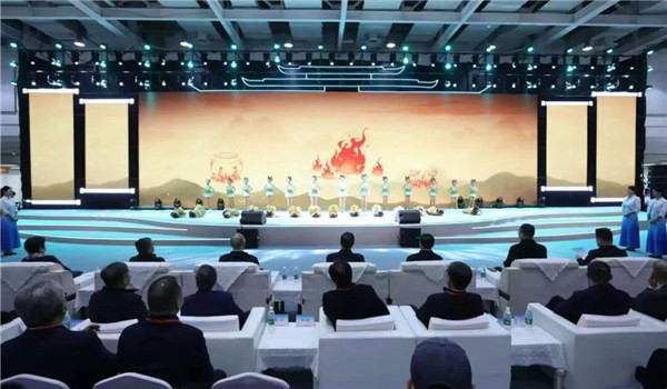 2025中國(guó)文學(xué)盛典·湖南文學(xué)周暨第四屆岳麓書會(huì)在長(zhǎng)沙開(kāi)幕